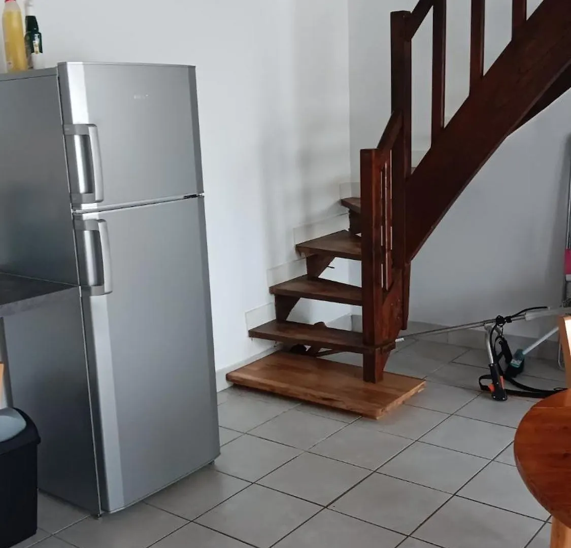 Petite Maison Tranquille Pleugriffet フランス
